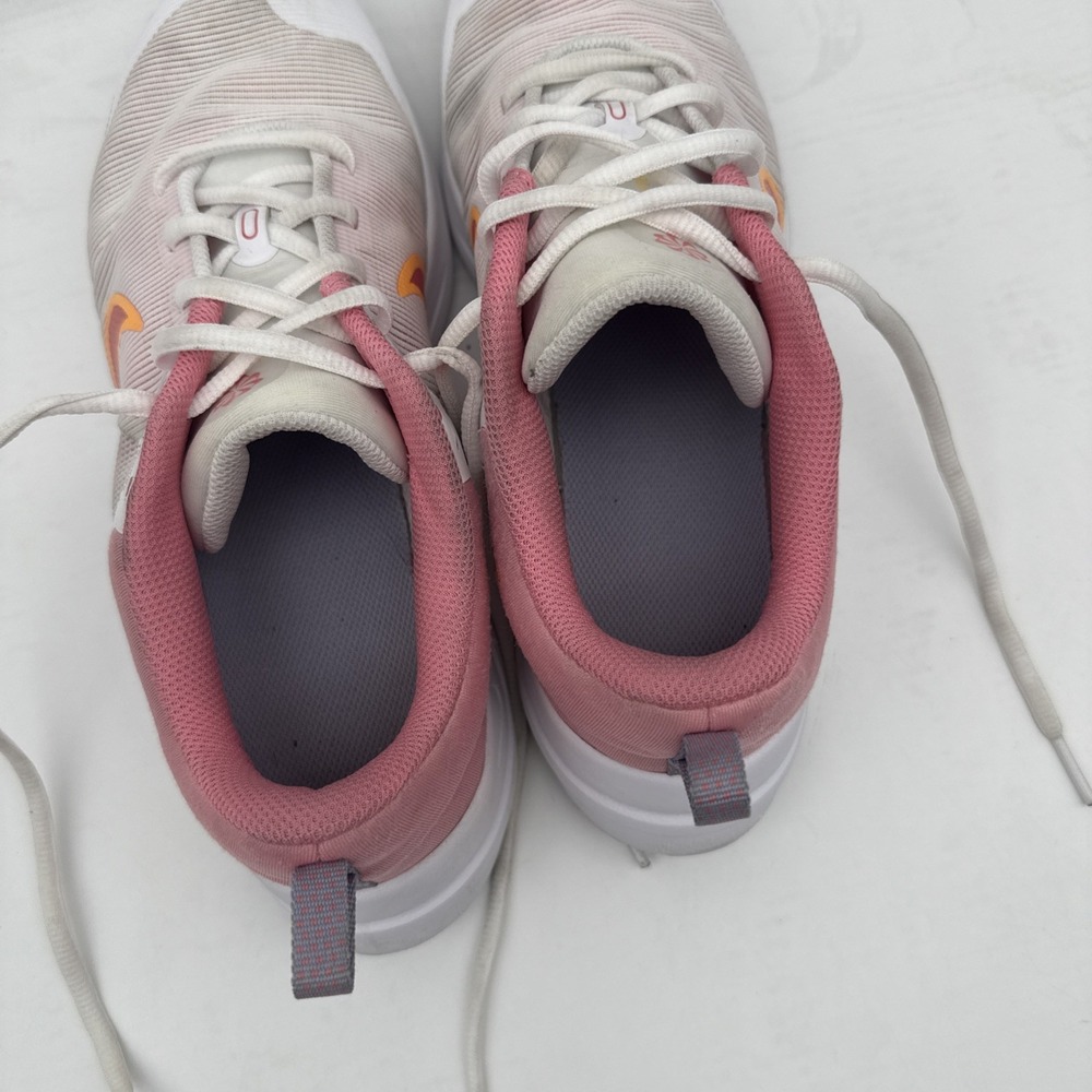 Nike Girls/Youth Grade School Downshifter 12 Running Shoes Size: 6Y (DM4194-100) - Picture 14 of 16